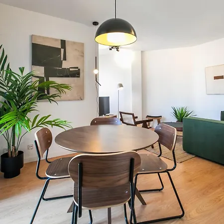 72grvcc1066- Near Sagrada Familia Барселона