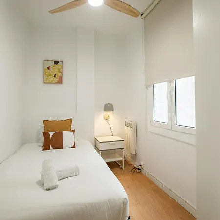 Апартаменты 72grvcc1066- Near Sagrada Familia *