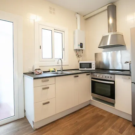 72grvcc1066- Near Sagrada Familia Апартаменты Барселона